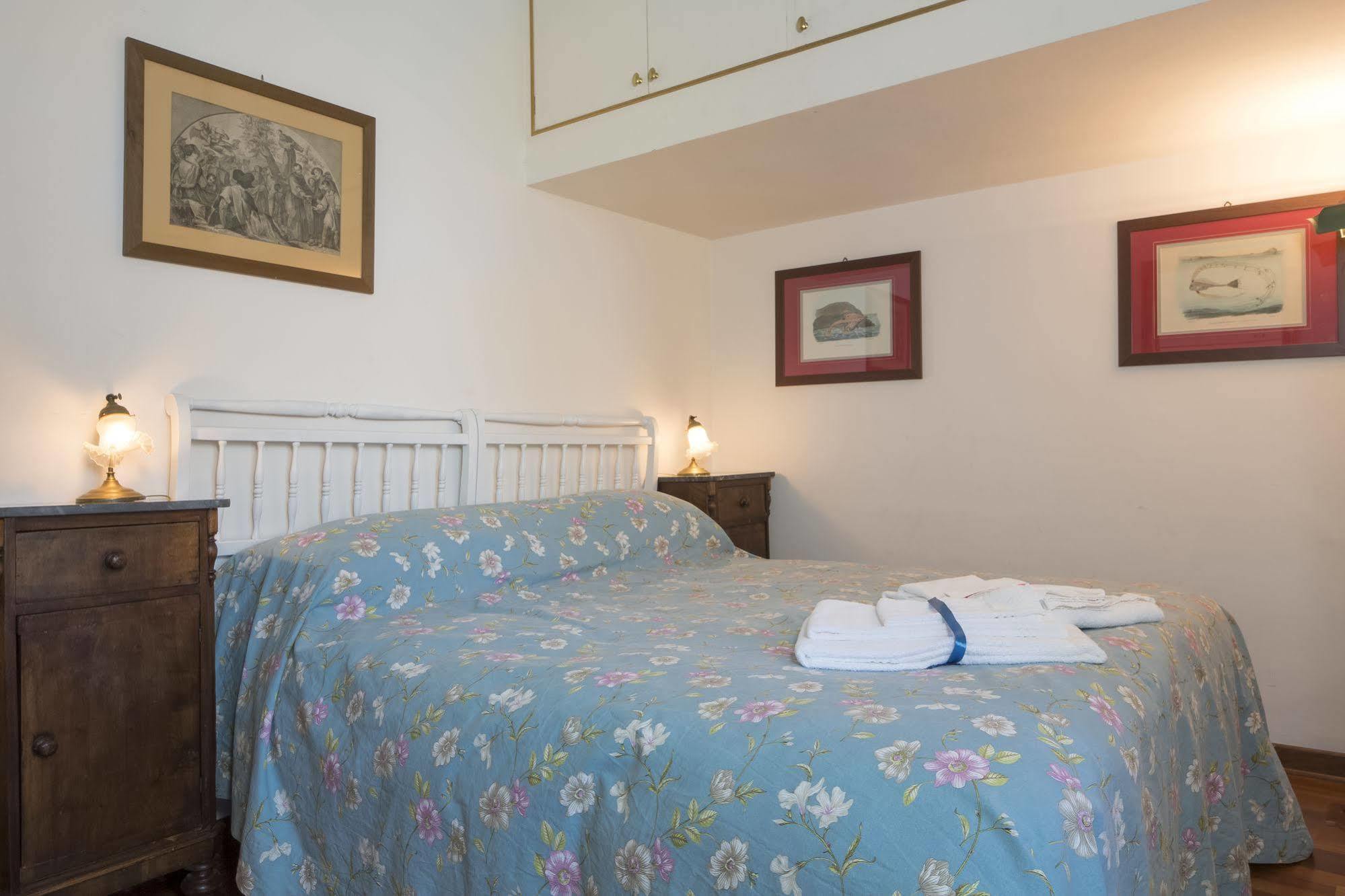 Bed and Breakfast La Dimora Dei Monaci Сієна Екстер'єр фото